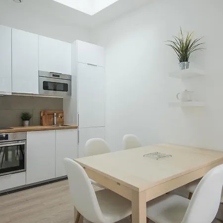 Le Scandinave, F3 Avec Terrasse, Saint Charles Paris